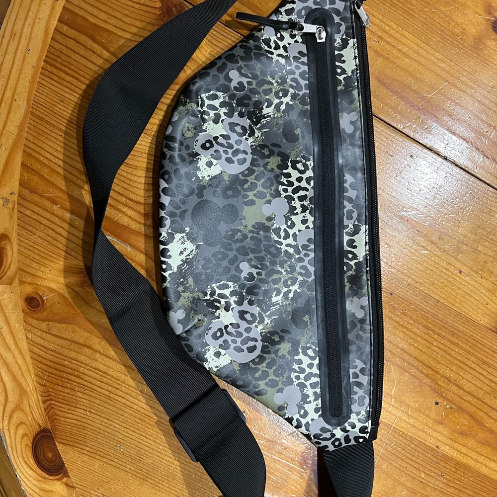 Stylish Black and Gray Men's Bag